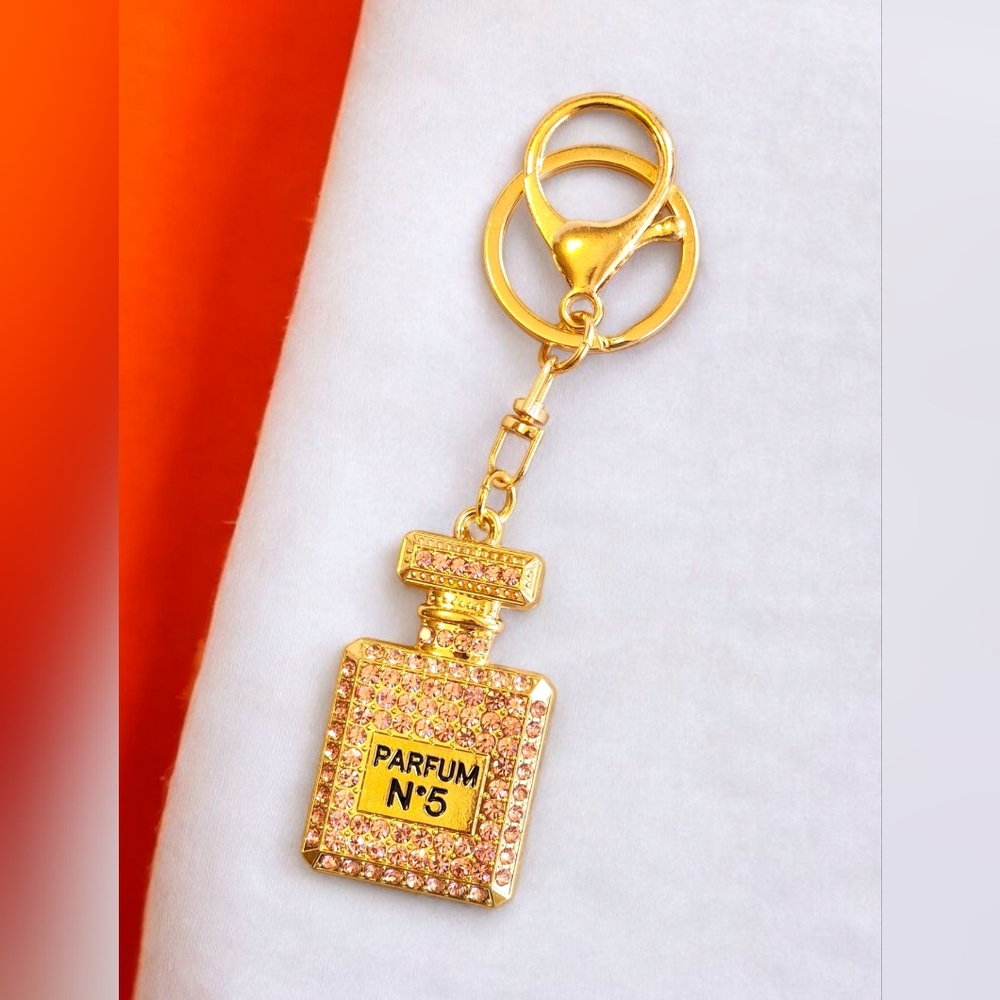 Bag Charm Gold and Pink Parfum Keychain